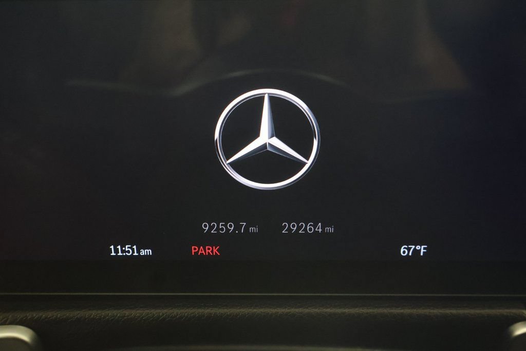 Certified 2024 Mercedes-Benz GLB 250 4MATIC image 17