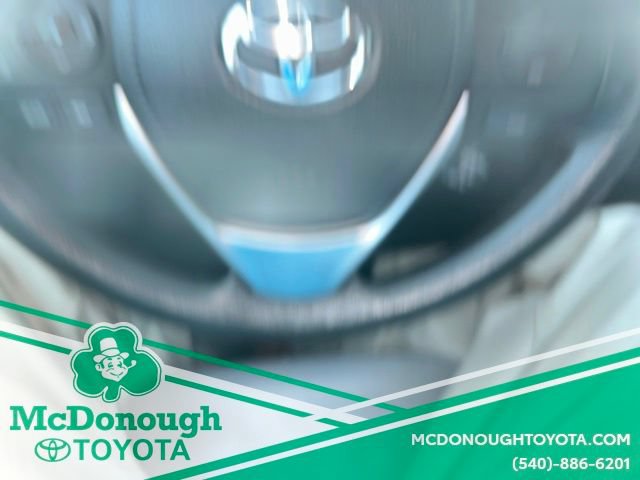 Used 2014 Toyota Corolla LE FWD image 16