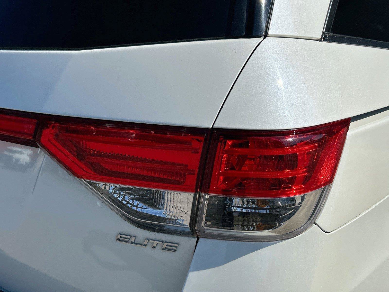 Used 2015 Honda Odyssey Touring image 12