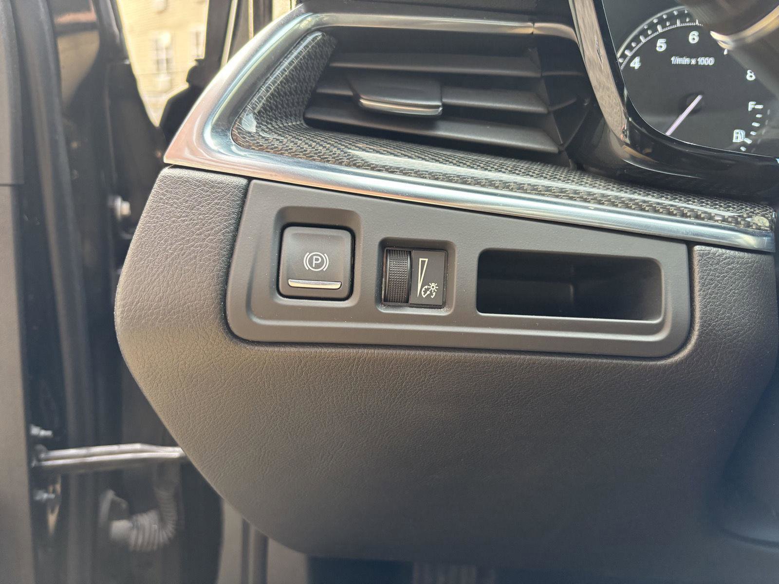 Used 2021 Cadillac XT5 Sportv image 16