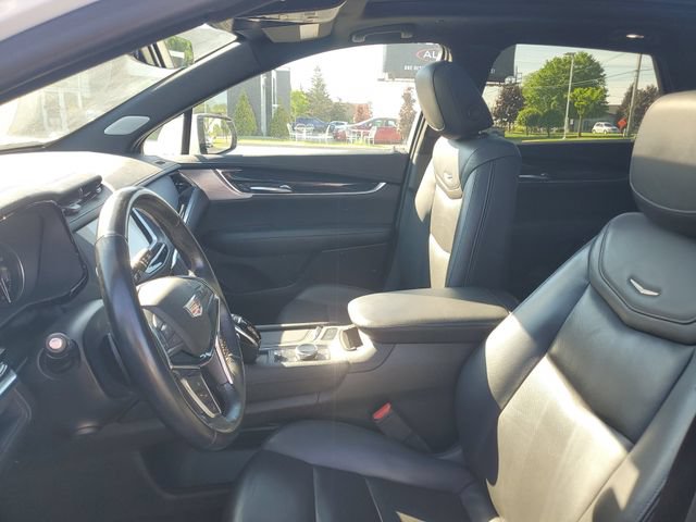 Certified 2023 Cadillac XT5 Premium Luxury AWD/4WD image 18