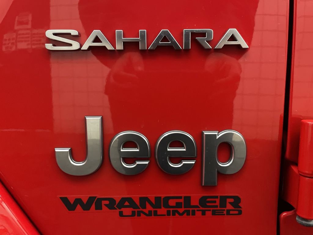 Used 2022 Jeep Wrangler Unlimited Sahara w/ Cold Weather Group image 25