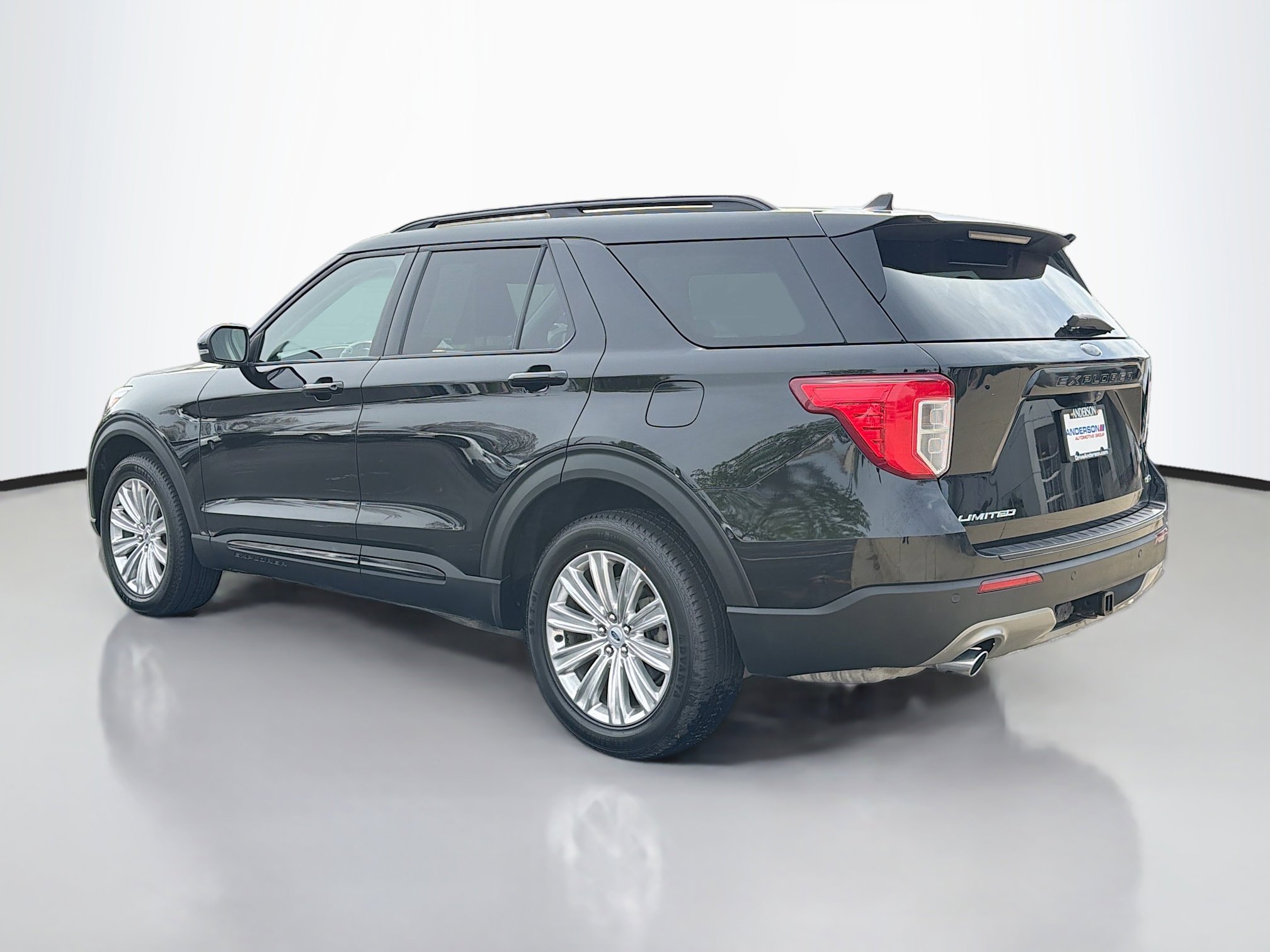 Used 2022 Ford Explorer Limited AWD/4WD image 13