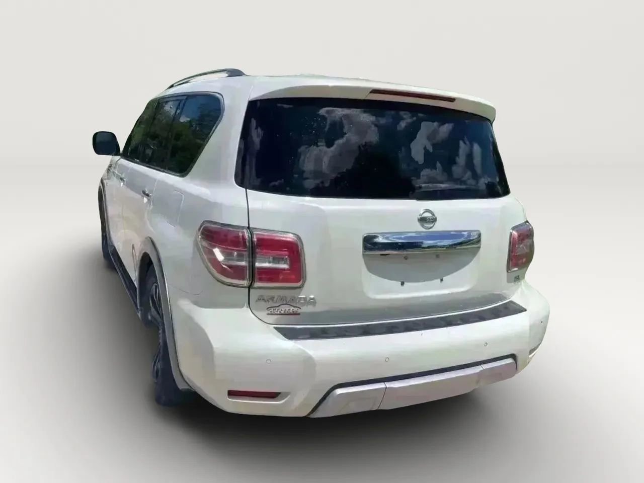 Used 2017 Nissan Armada SL image 10