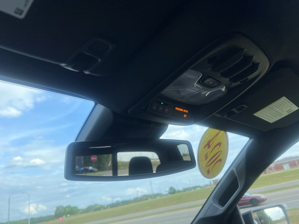 Used 2024 Chevrolet Colorado Z71 w/ Z71 Convenience Package 2 image 29