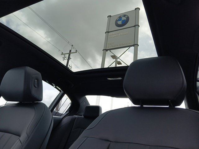 New 2027 BMW 550e xDrive w/ Executive Package AWD/4WD image 29