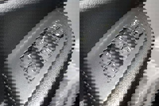 Used 2017 Honda Pilot EX image 10