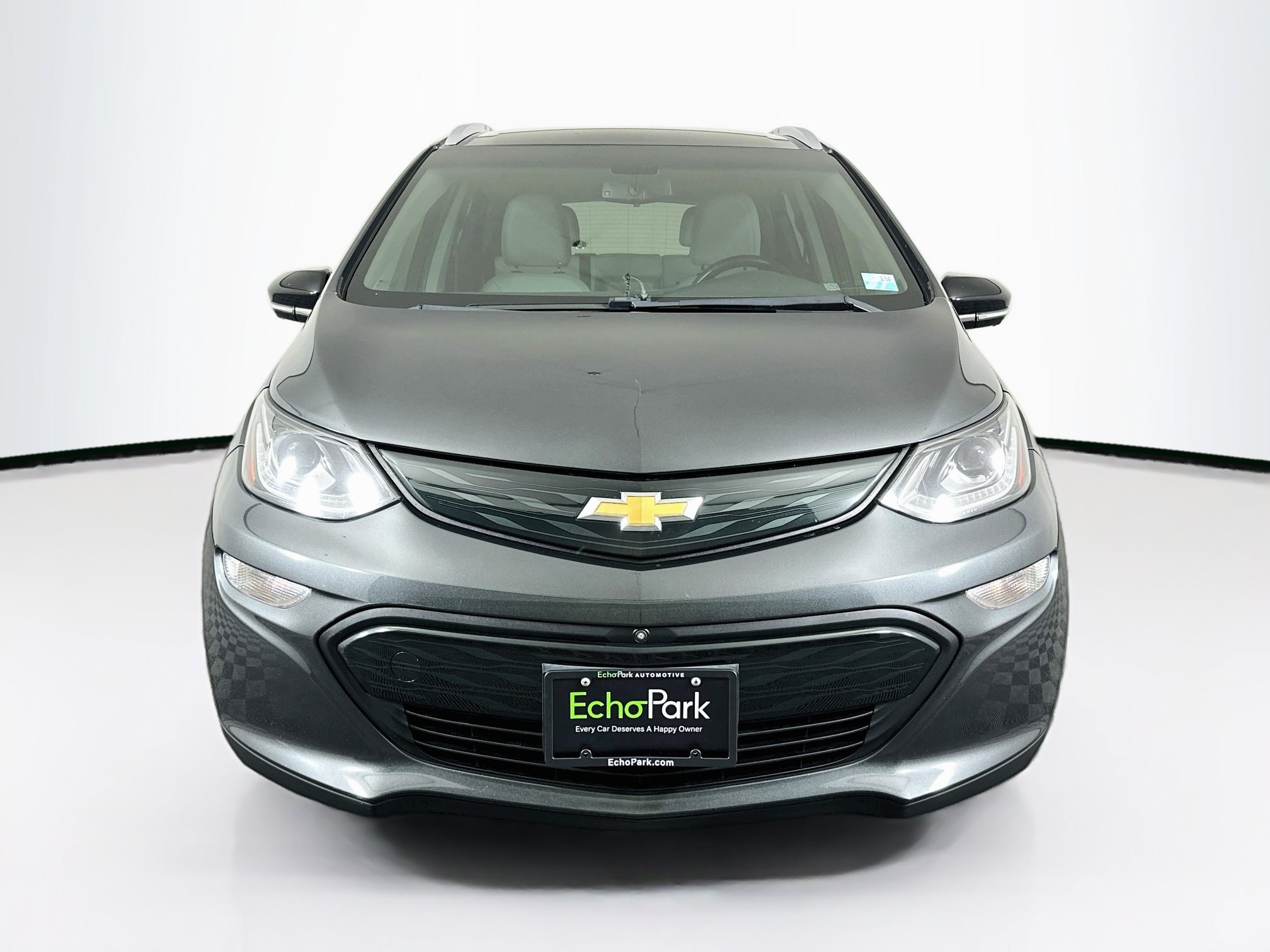 Used 2017 Chevrolet Bolt Premier FWD image 2