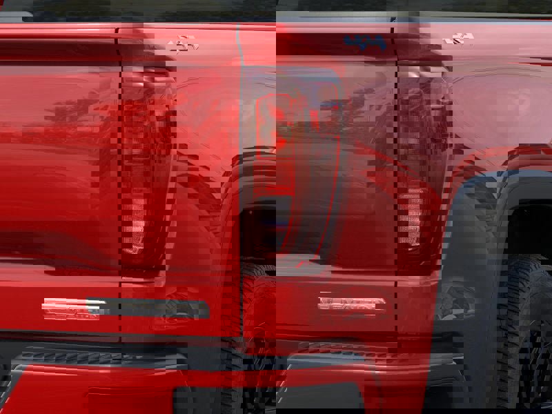 New 2026 GMC Sierra 1500 Elevation image 11