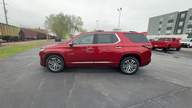 Used 2023 Chevrolet Traverse High Country w/ LPO, Floor Liner Package AWD/4WD image 5