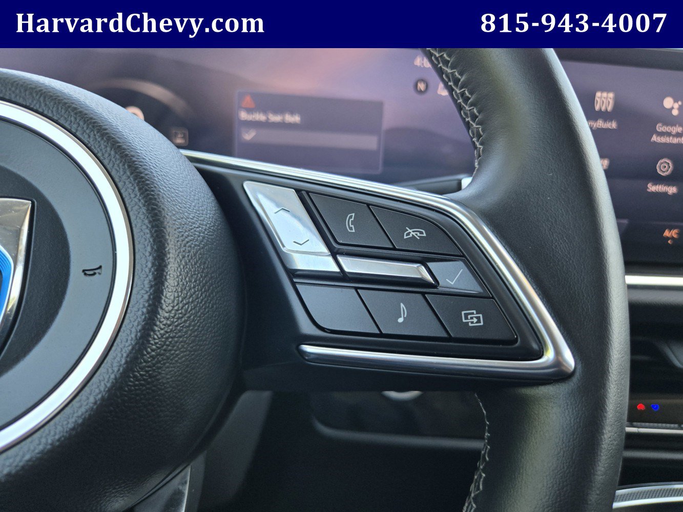 Certified 2025 Buick Envision Preferred AWD/4WD image 17