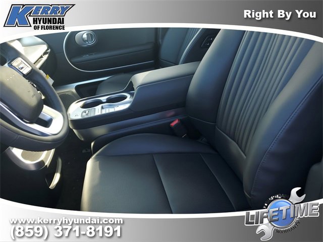 New 2026 Hyundai Ioniq 9 Calligraphy image 16