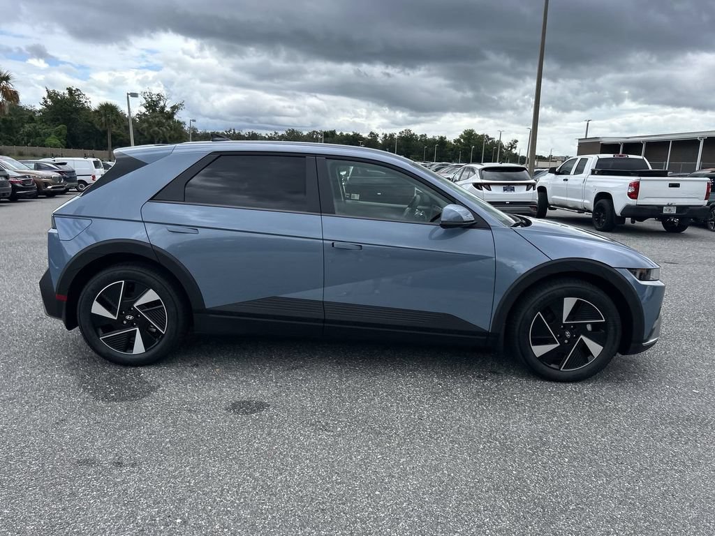 New 2025 Hyundai Ioniq 5 SE RWD image 10