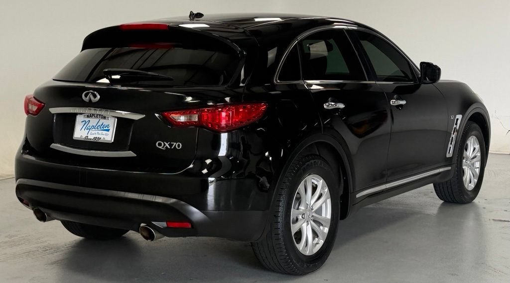 Used 2016 INFINITI QX70 AWD image 3