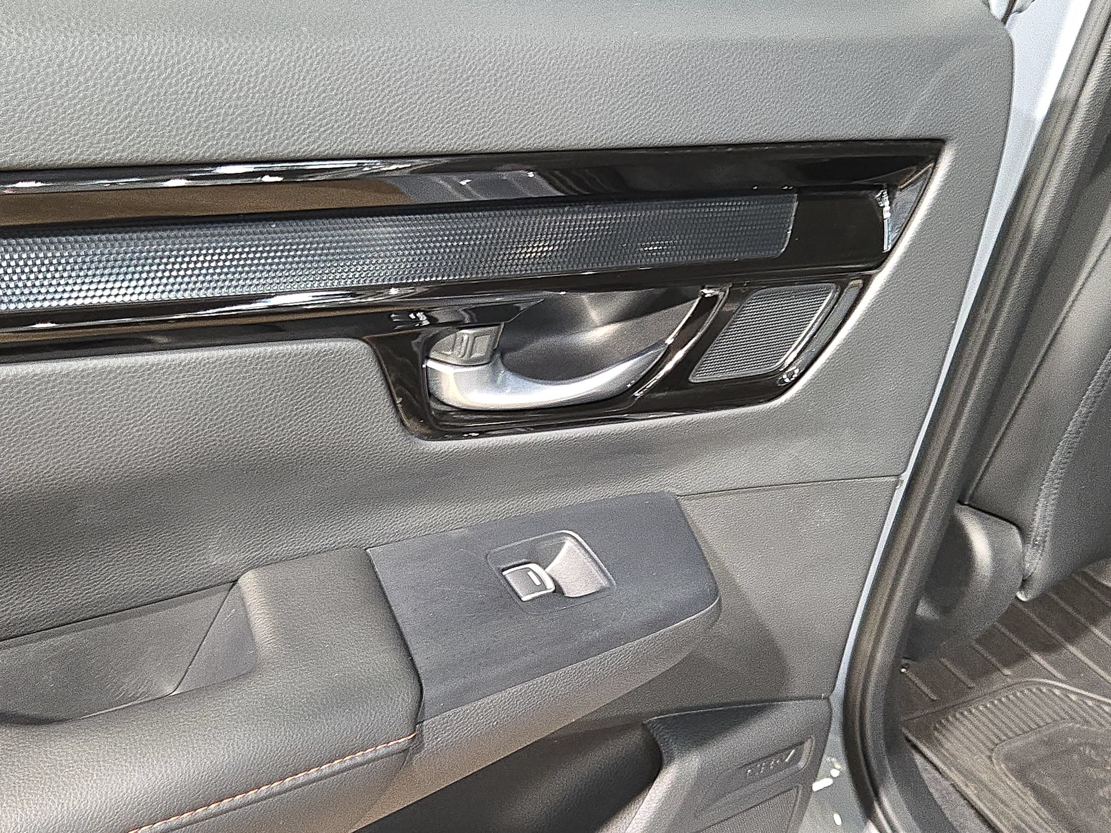 Used 2023 Honda CR-V Sport Touring image 36