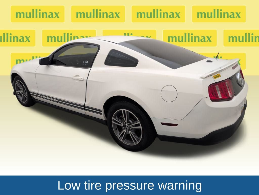 Used 2010 Ford Mustang Premium image 9