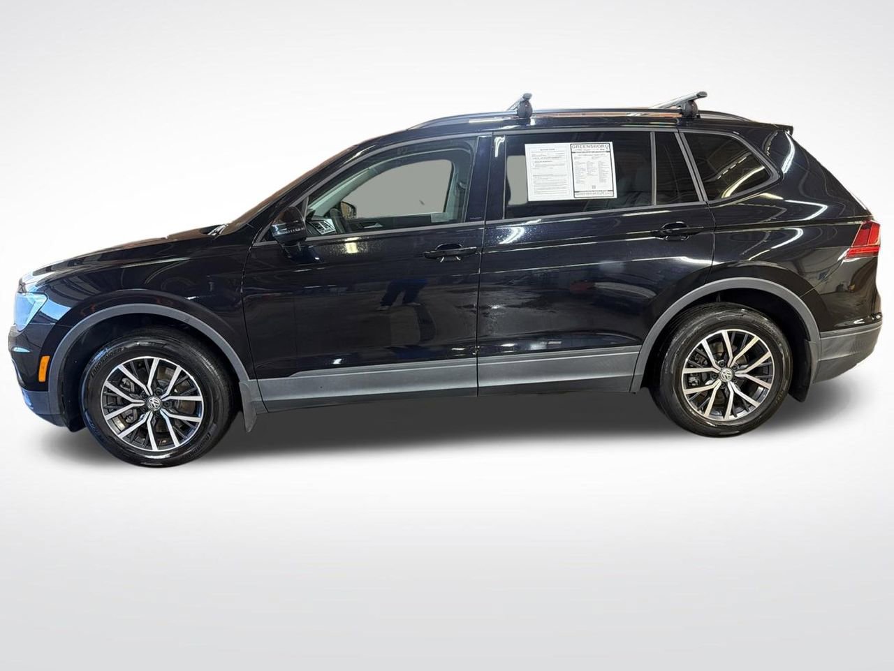Used 2021 Volkswagen Tiguan S FWD image 2