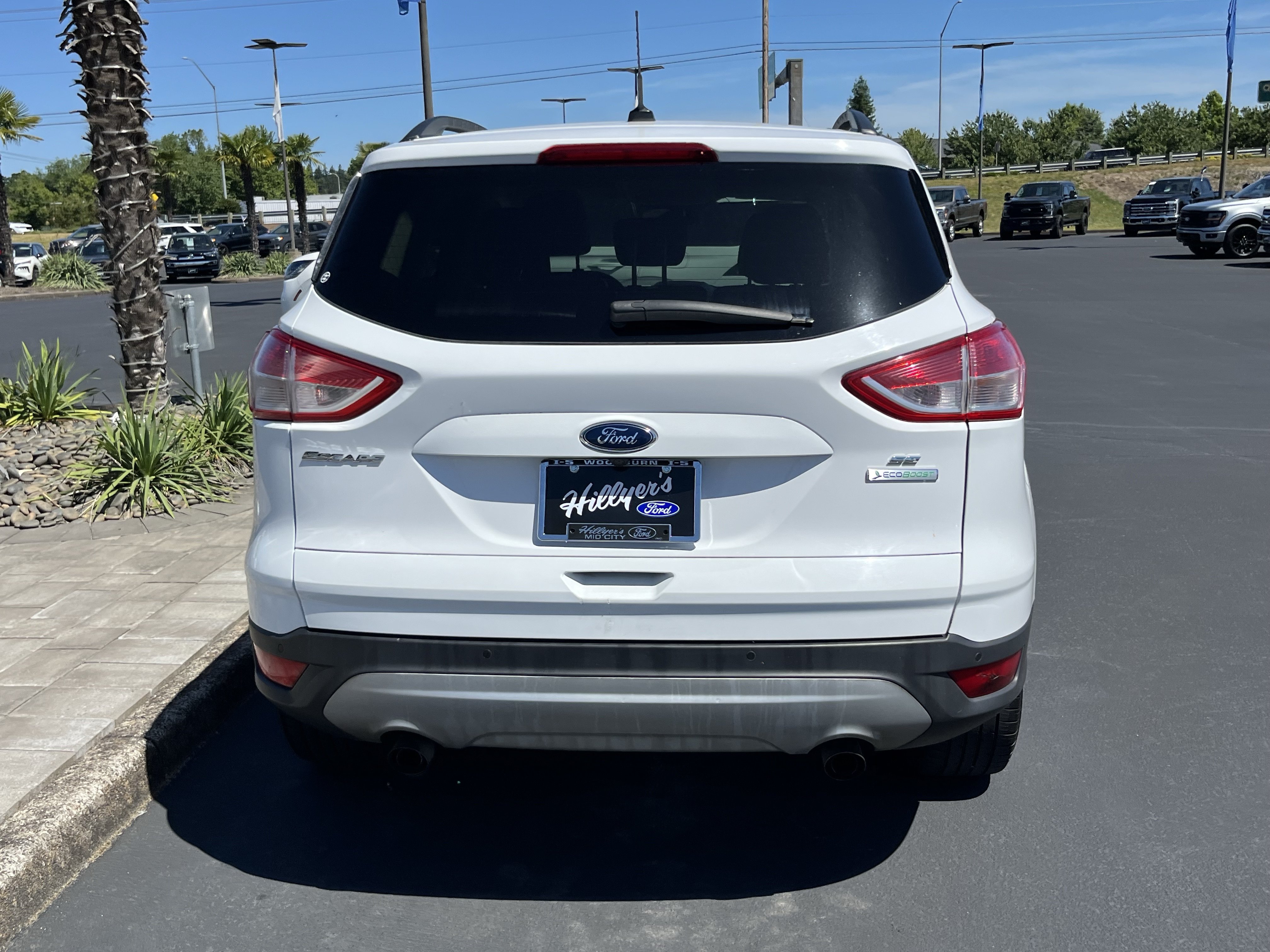 Used 2016 Ford Escape SE w/ Equipment Group 201A FWD image 4