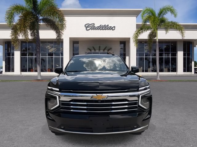 Certified 2025 Chevrolet Suburban LT w/ Comfort Package RWD image 4