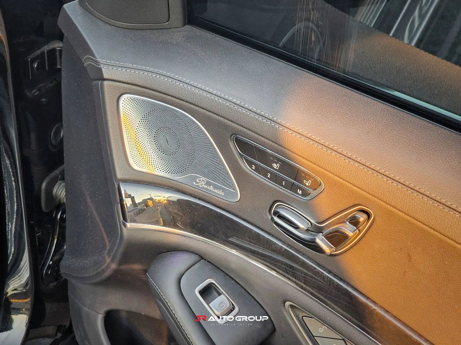 Used 2020 Mercedes-Benz S 560 Sedan image 27