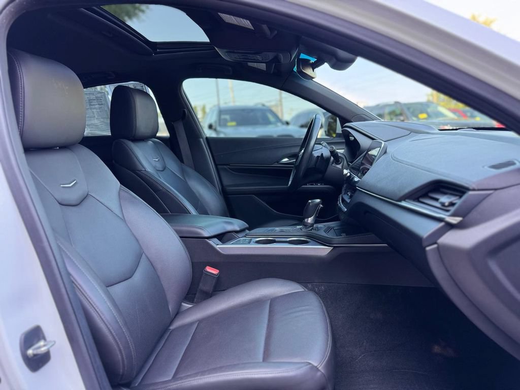 Used 2020 Cadillac CT4 Premium Luxury AWD/4WD image 28