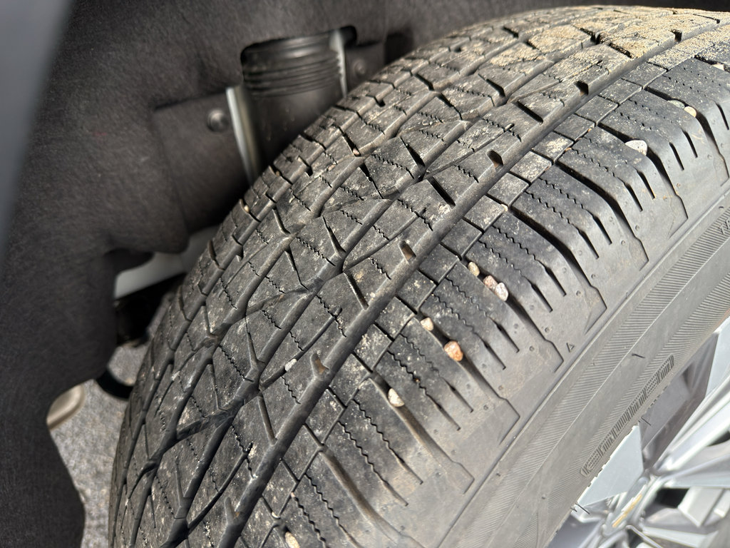 Used 2026 Chevrolet Equinox LT w/ Convenience Package II image 12