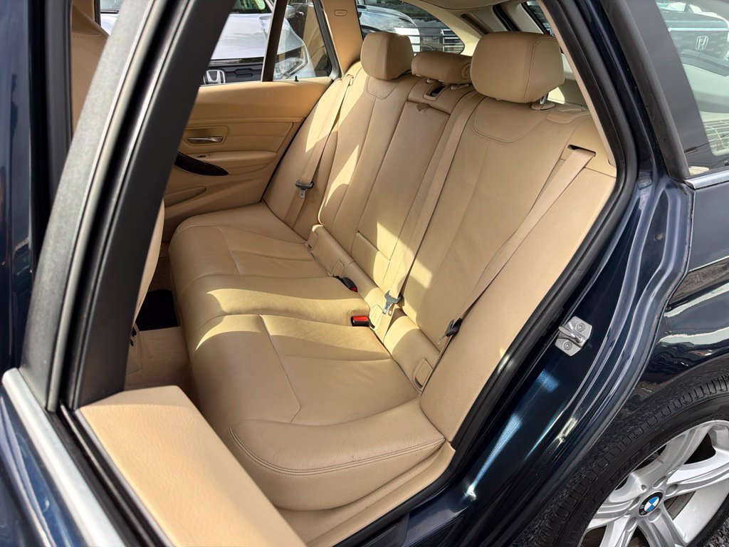 Used 2015 BMW 328d xDrive Wagon AWD/4WD image 28