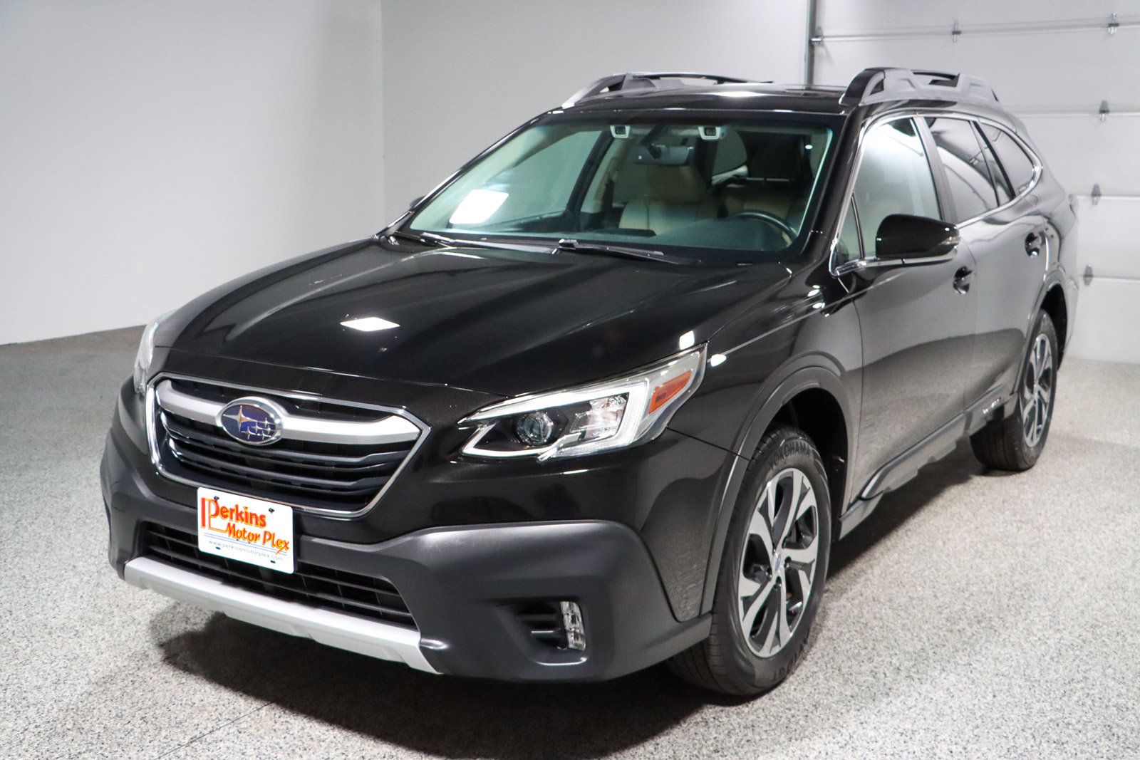 Used 2020 Subaru Outback Limited image 32