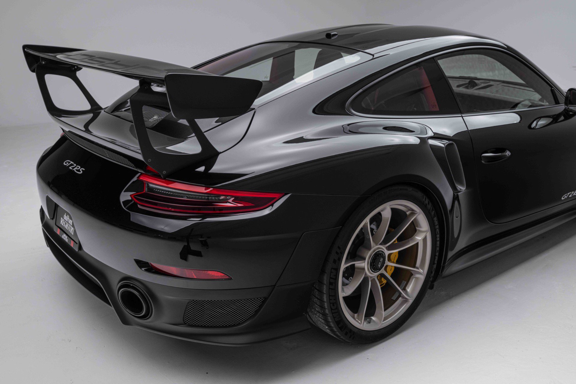 Used 2018 Porsche 911 GT2 RS RWD image 57