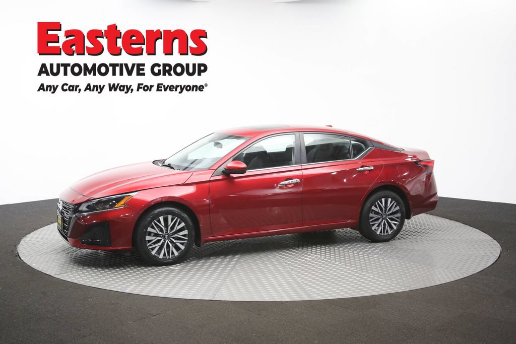 Used 2023 Nissan Altima 2.5 SV w/ SV Premium Package AWD/4WD image 59