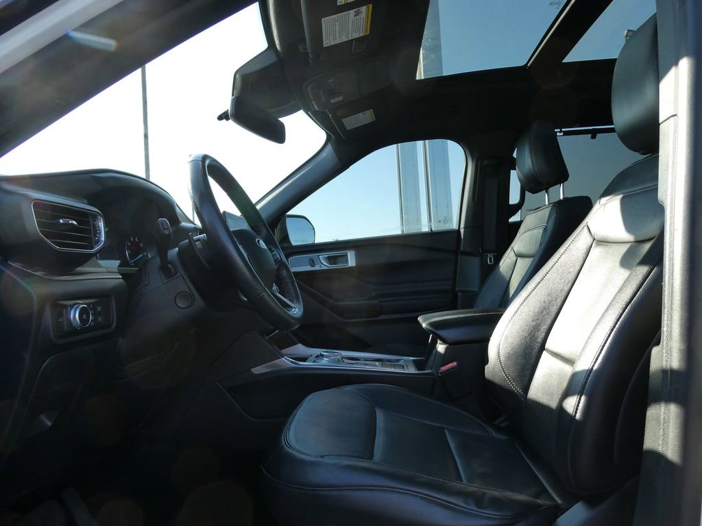 Used 2020 Ford Explorer Limited image 22