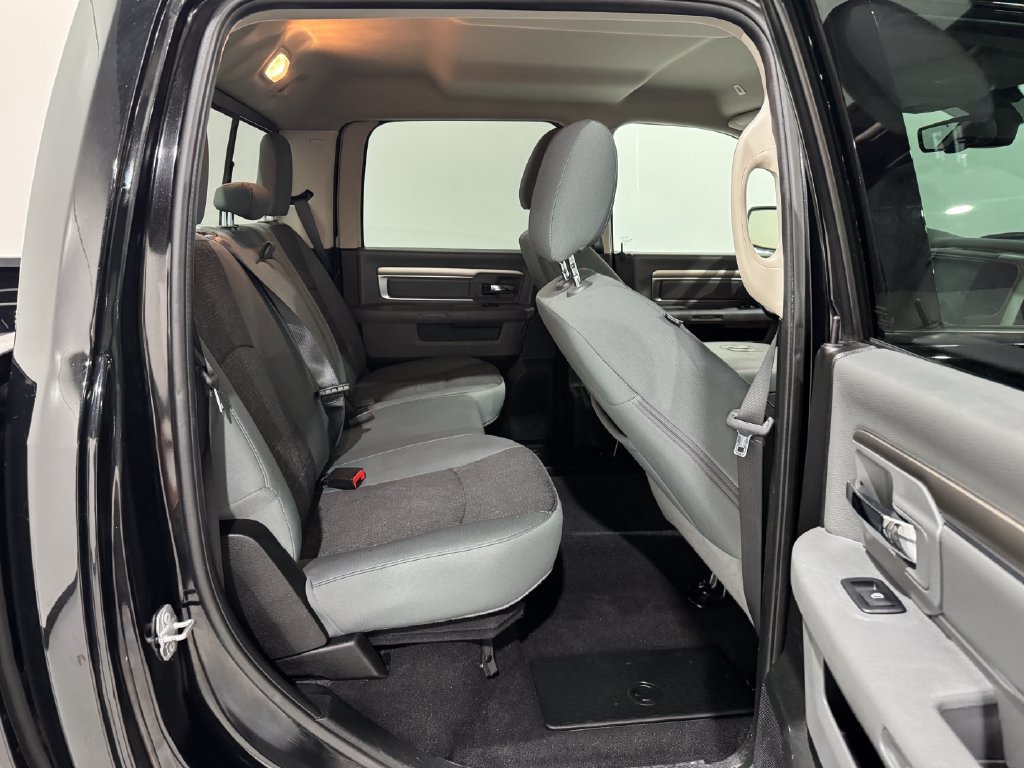 Used 2019 RAM 1500 Warlock AWD/4WD image 24