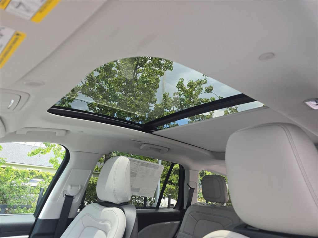 New 2026 Lincoln Aviator Reserve RWD image 24