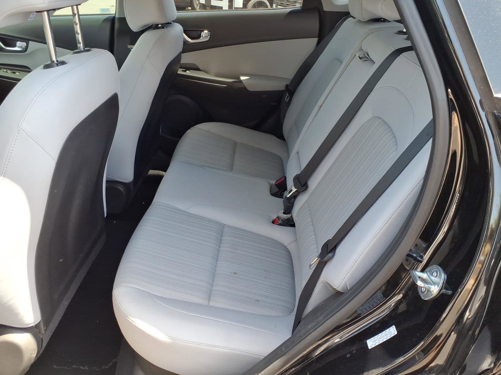 Used 2023 Hyundai Kona SEL w/ Convenience Package FWD image 15