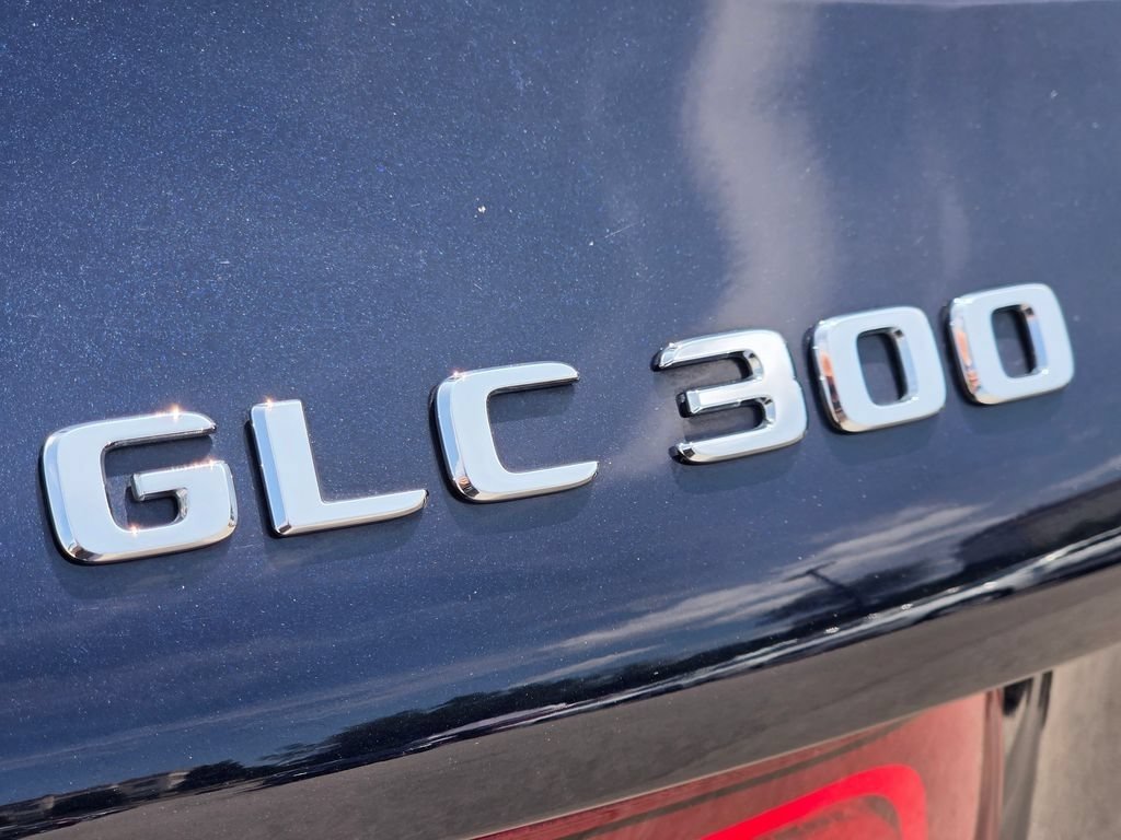 Used 2022 Mercedes-Benz GLC 300 4MATIC image 21