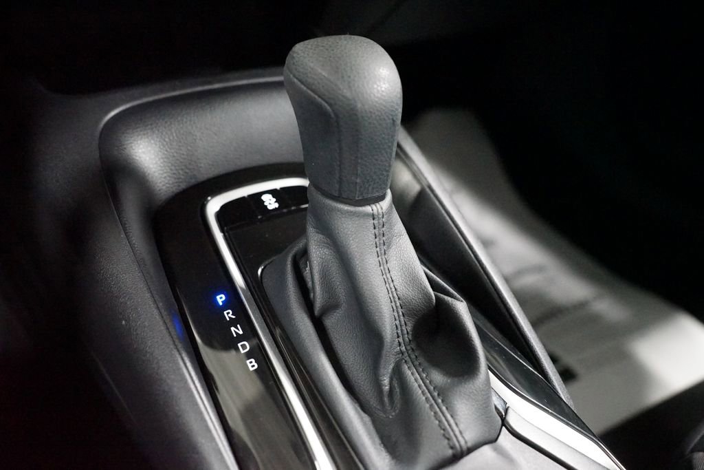 Certified 2025 Toyota Corolla LE image 21