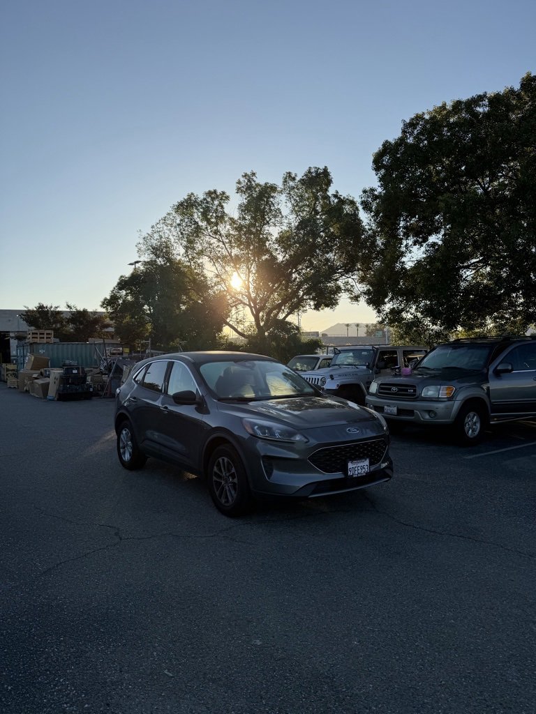 New 2022 Ford Escape SE image 3