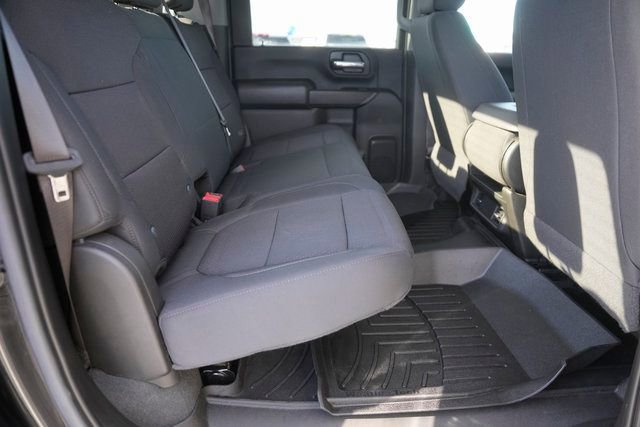 Used 2023 Chevrolet Silverado 2500 Custom w/ Custom Value Package image 15