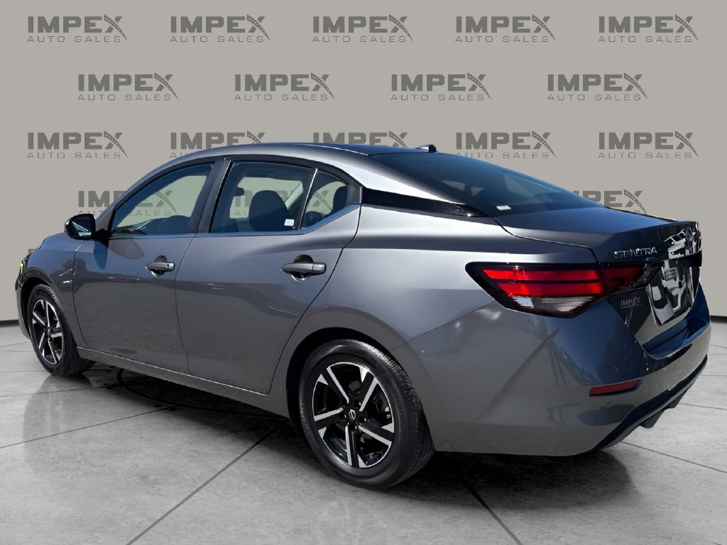 Used 2025 Nissan Sentra SV FWD image 3
