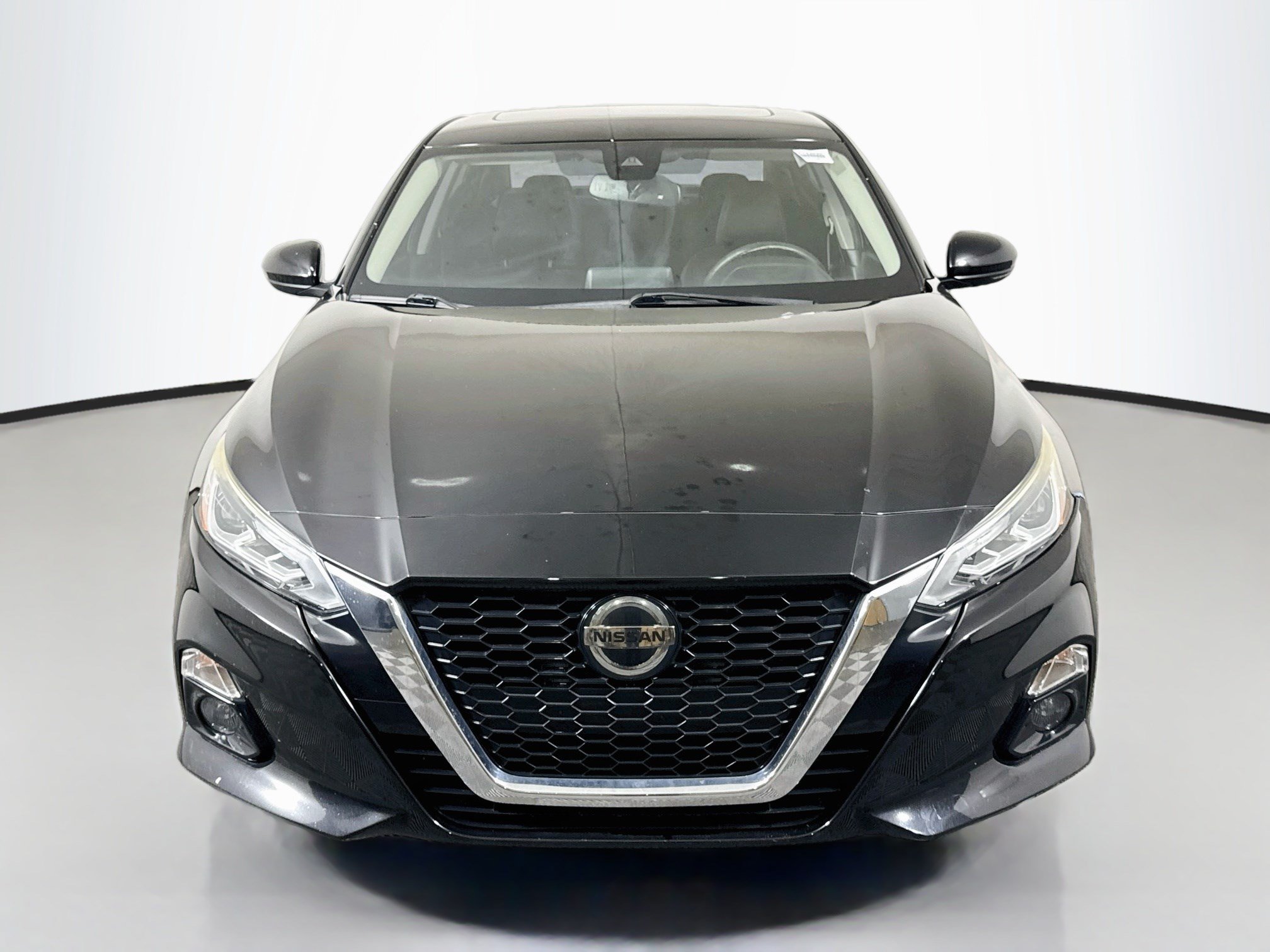Used 2019 Nissan Altima 2.5 SV FWD image 2