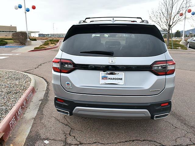 Used 2024 Honda Pilot Touring image 5