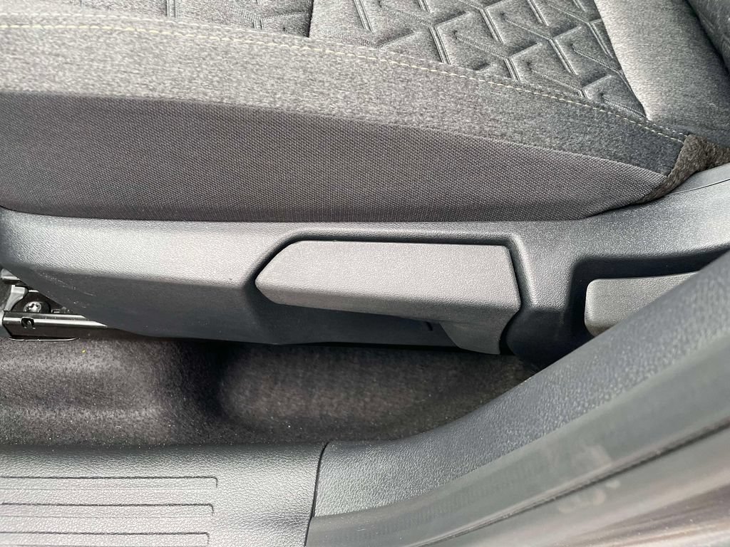 New 2027 Nissan Kicks SV w/ SV Premium Package AWD/4WD image 19