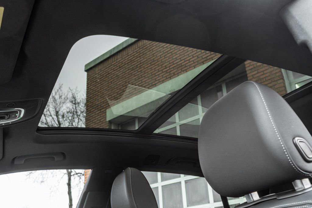 Used 2019 Audi Q8 Premium image 11