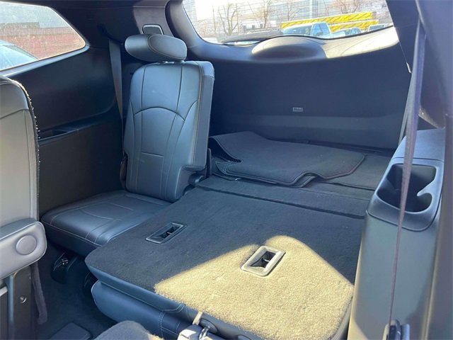 Used 2024 Buick Enclave Premium image 15