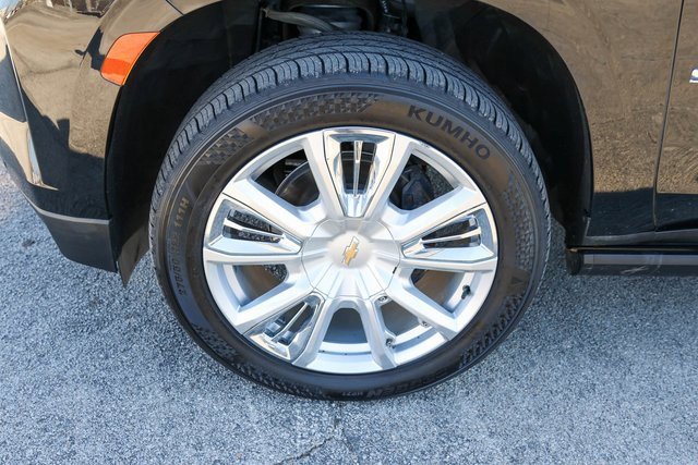Used 2021 Chevrolet Suburban High Country image 7