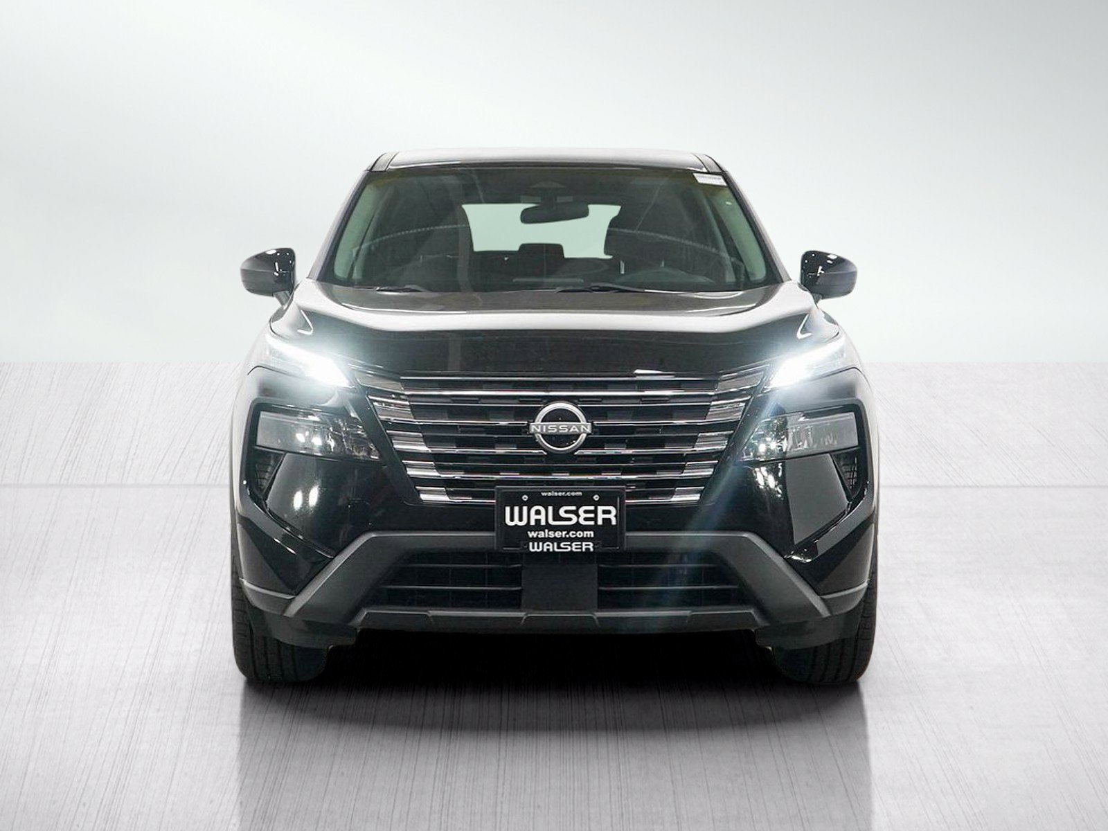Used 2024 Nissan Rogue SV AWD/4WD image 8