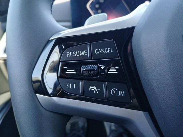 Used 2025 BMW 330i xDrive Sedan image 25