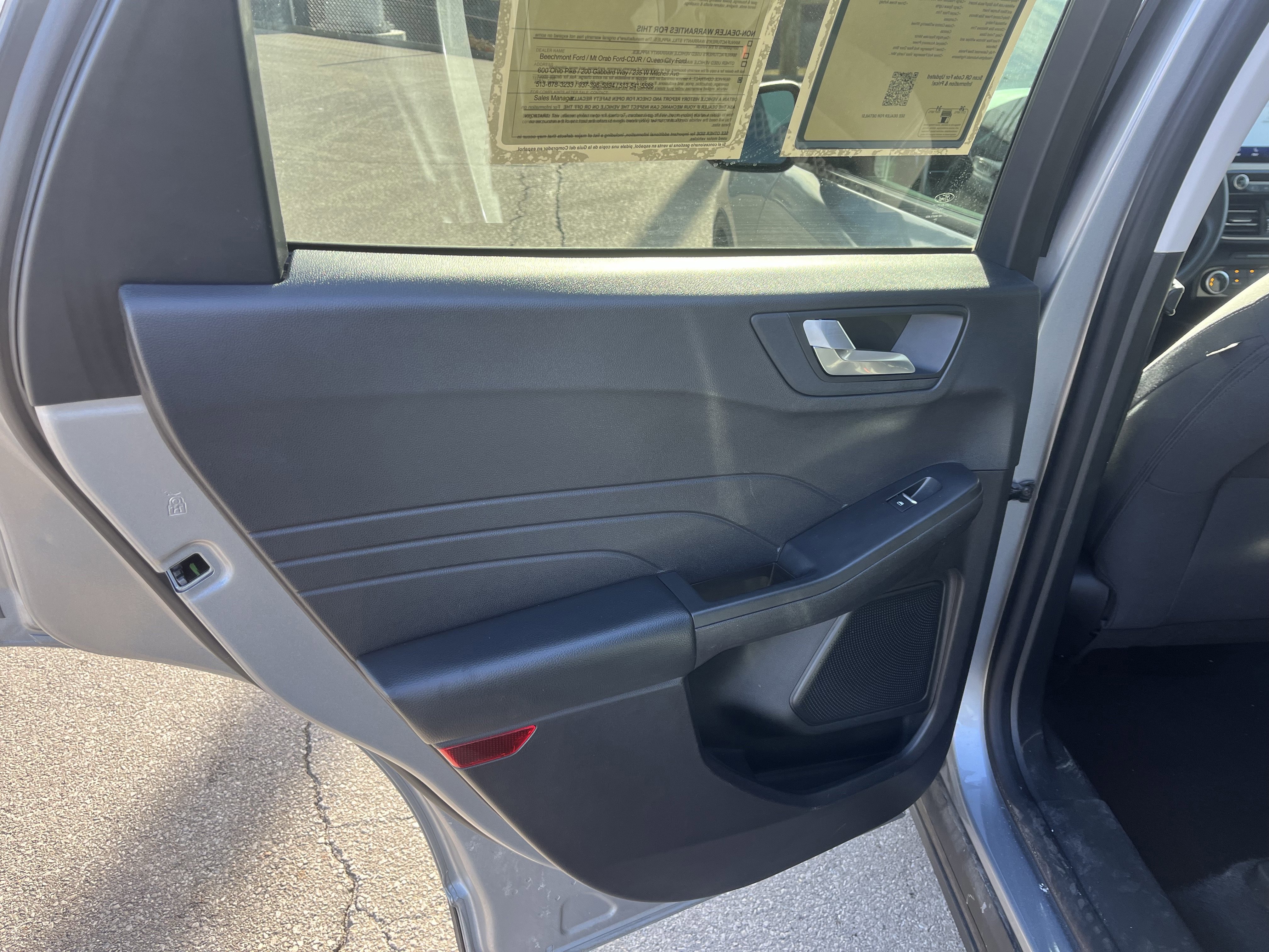 Certified 2021 Ford Escape SE image 30