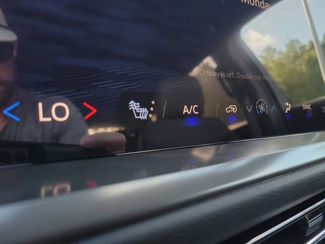 New 2026 Chevrolet Traverse LT w/ Enhanced Driving Package image 18