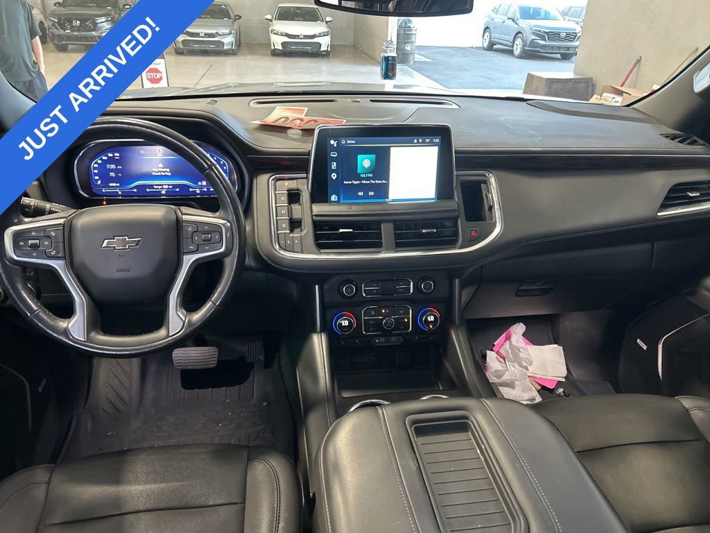 Used 2022 Chevrolet Tahoe Z71 w/ Luxury Package AWD/4WD image 5